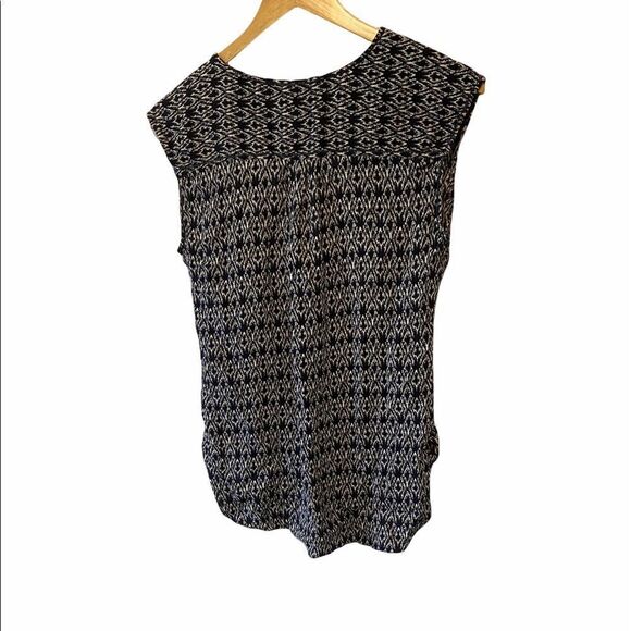 Max Studio Black and White Women's Top - Picture 3 of 8